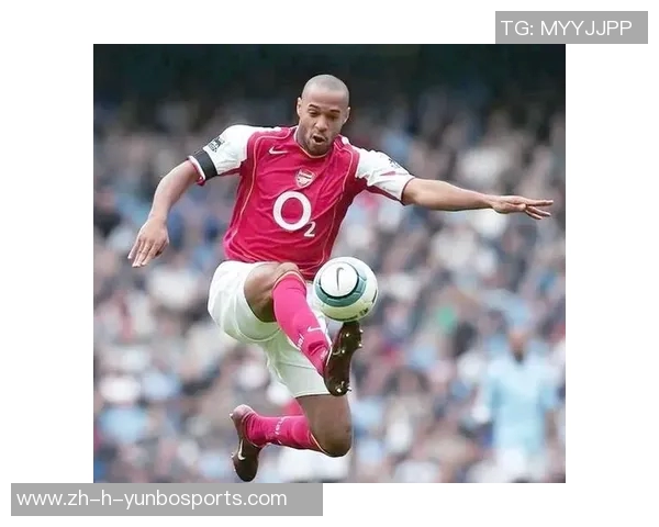 从绿茵奇迹到传奇故事我最喜欢的足球球星成长与辉煌